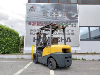 Four wheel front forklift TCM FD25T3