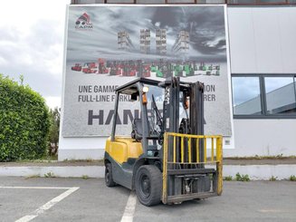 Four wheel front forklift TCM FD25T3