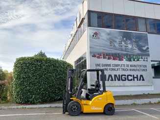 Four wheel front forklift Hangcha XE25i ( CPD25-XEY2HA-SI )