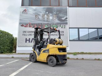 Four wheel front forklift Caterpillar GP25N