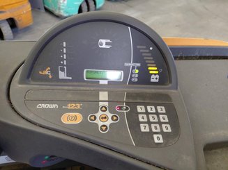 Reach truck Crown ESR5240-1.4