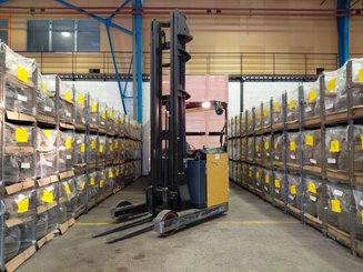 Reach truck Hyster HYR2.0