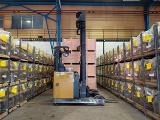 Reach truck Hyster HYR2.0