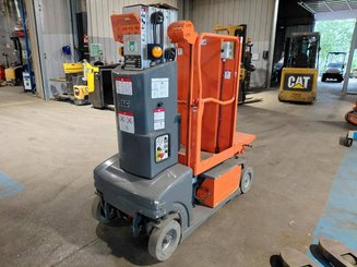 Vertical lift platform JLG TOUCANDUO
