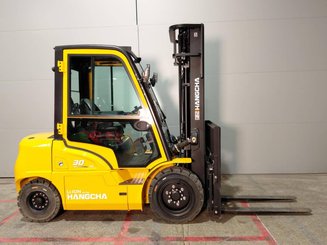 Four wheel front forklift Hangcha XE30Hi ( CPD30-XEY2H2-SI )
