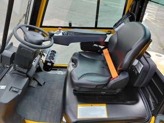 Four wheel front forklift Hangcha XE30Hi ( CPD30-XEY2H2-SI )