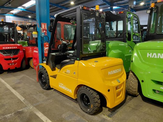 Four wheel front forklift Hangcha XE35i (CPD35-XEY2HA-SI) - 1