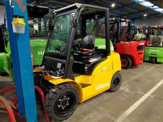 Four wheel front forklift Hangcha XE35i (CPD35-XEY2HA-SI)