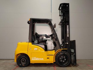 Four wheel front forklift Hangcha XE35i (CPD35-XEY2HA-SI)
