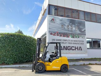 Four wheel front forklift Hangcha XE35i (CPD35-XEY2HA-SI)