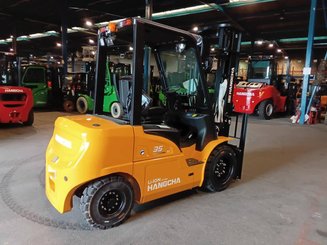 Four wheel front forklift Hangcha XE35i (CPD35-XEY2HA-SI)