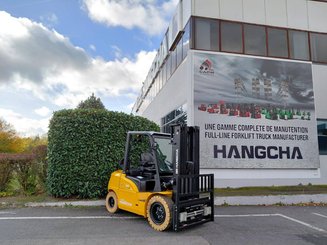 Electric forklift truck Hangcha XE40Ci (CPD40-XEXY2-SI) - 2