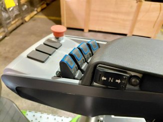 Three wheel front forklift Hangcha XC3-20i (CPDS20-XCY2G-SI) - 9