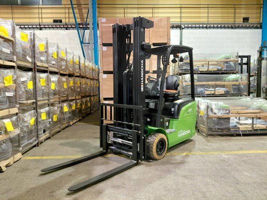 Three wheel front forklift Hangcha XC3-20i (CPDS20-XCY2G-SI) - 1