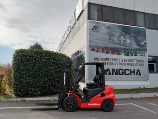 Four wheel front forklift Hangcha XF25D-2 (CPCD25-X2H7F1)