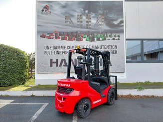 Four wheel front forklift Hangcha XF30D-2