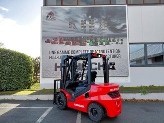 Four wheel front forklift Hangcha XF30D-2