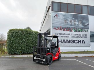 Four wheel front forklift Hangcha XF30D-2