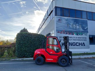 All-terrain forklift Hangcha TT25-2