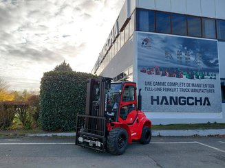 All-terrain forklift Hangcha TT25-2