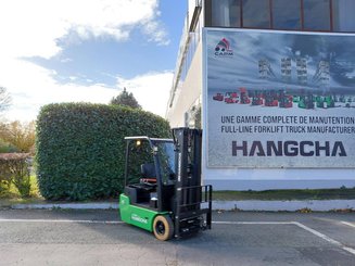 Three wheel front forklift Hangcha X3W15i (CPDS15-XD4-SI)