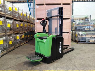 Stacker truck with folding platform Hangcha CDD16-XT1S-SiL