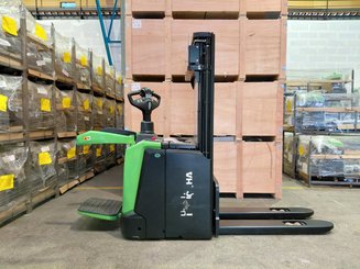 Stacker truck with folding platform Hangcha CDD16-XT1S-SiL