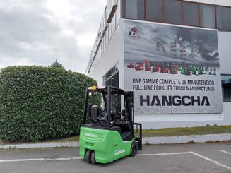 Three wheel front forklift Hangcha XC3-15i (CPDS15-XCY2G-SI)