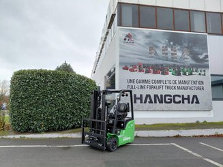 Three wheel front forklift Hangcha  XC3-18i (CPDS18-XCY2G-SI) 
