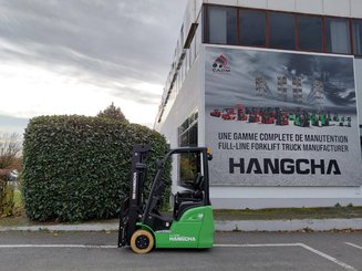 Three wheel front forklift Hangcha XC3-18i