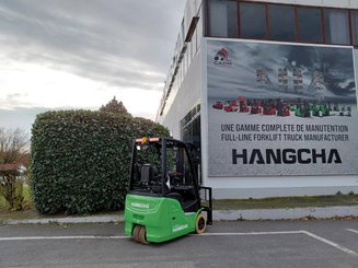 Three wheel front forklift Hangcha XC3-18i