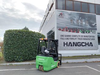 Three wheel front forklift Hangcha XC3-18i