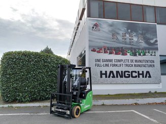 Three wheel front forklift Hangcha XC3-18i