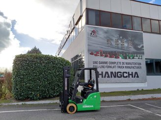 Three wheel front forklift Hangcha XC3-18i