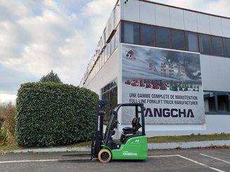 Three wheel front forklift Hangcha XC3-20i (CPDS20-XCY2G-SI)