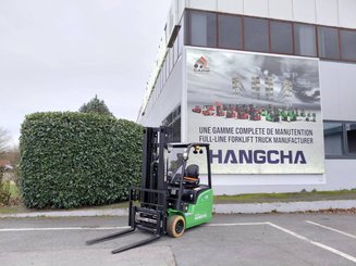 Three wheel front forklift Hangcha XC3-20i (CPDS20-XCY2G-SI) - 1