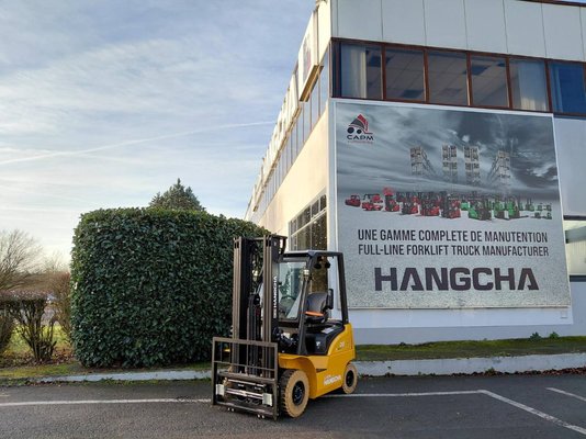 Four wheel front forklift Hangcha XE20Ci - 1