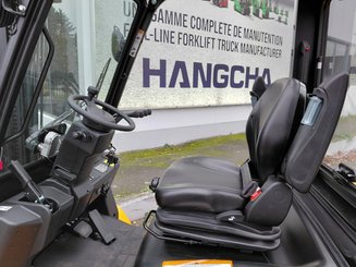 Four wheel front forklift Hangcha XE35i (CPD35-XEY2HA-SI) - 3