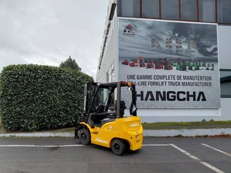 Four wheel front forklift Hangcha XE15i (CPD15-XEY2HA-SI)