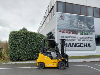 Four wheel front forklift Hangcha XE15i (CPD15-XEY2HA-SI)