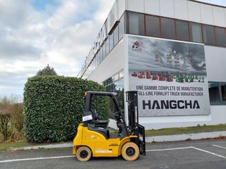 Four wheel front forklift Hangcha XE18i (CPD18-XEY2HA-SI) 