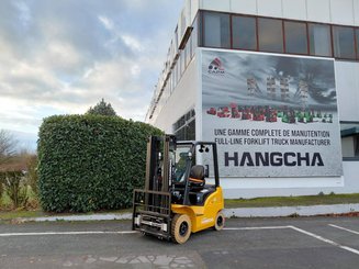 Four wheel front forklift Hangcha XE18i (CPD18-XEY2HA-SI) 
