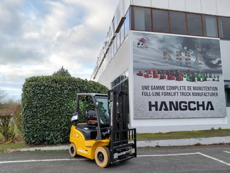 Four wheel front forklift Hangcha XE18i (CPD18-XEY2HA-SI) 