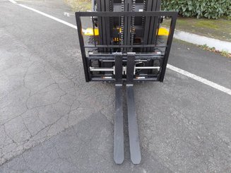 Four wheel front forklift Hangcha XE25i ( CPD25-XEY2HA-SI )