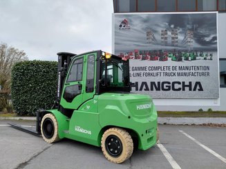 Four wheel front forklift Hangcha XC70i (CPD70-XCY2-SI)