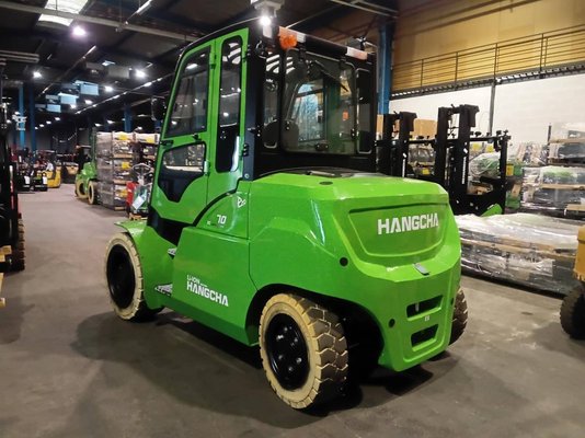 Four wheel front forklift Hangcha XC70i (CPD70-XCY2-SI) - 1