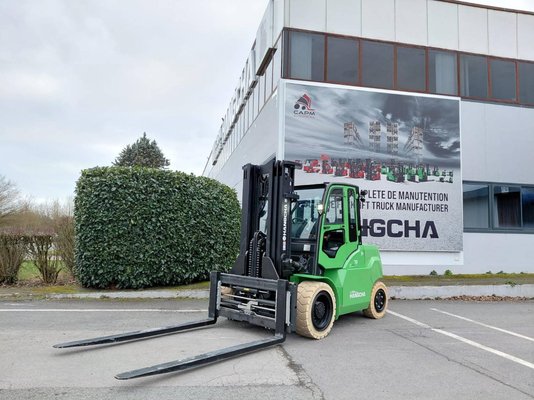 Four wheel front forklift Hangcha XC70i (CPD70-XCY2-SI) - 1