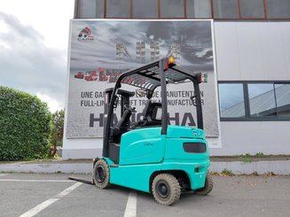 Four wheel front forklift Hyster J2.50XM