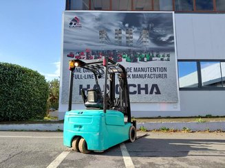 Three wheel front forklift Yale ERP18VTL