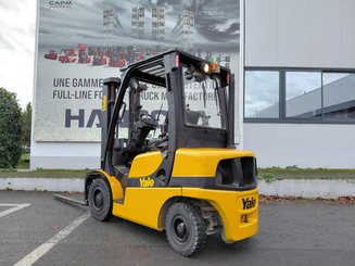 Four wheel front forklift Yale GDP25VX